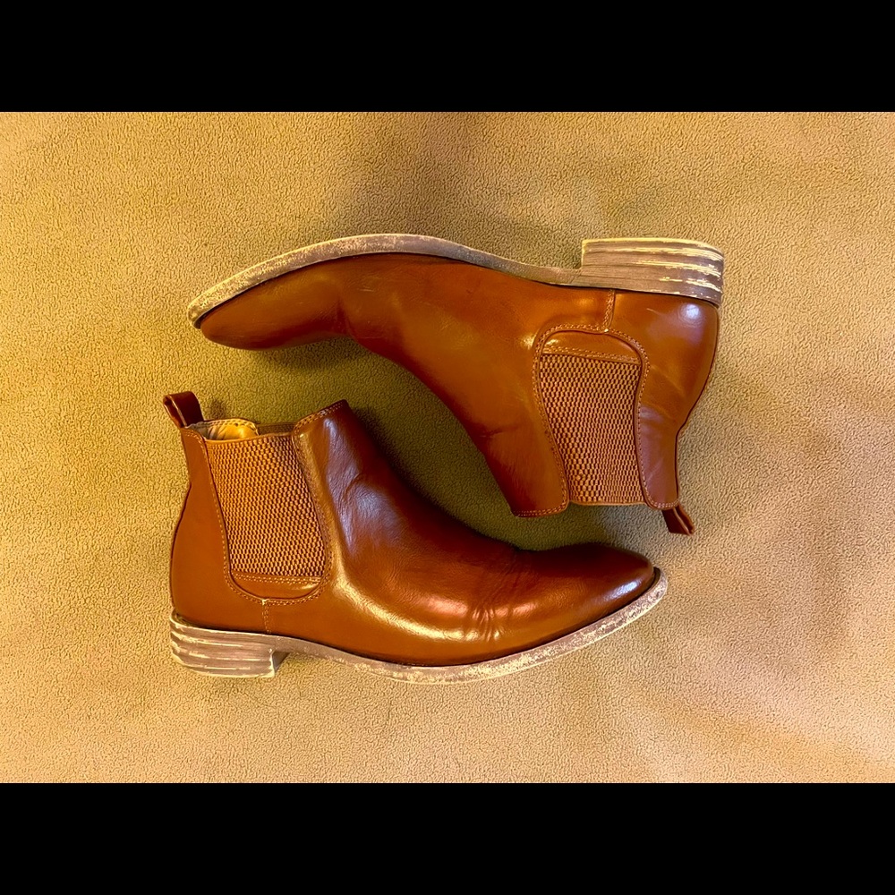 Robert Wayne Leather Chelsea Boots size 8.5